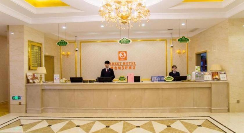 Vienna 3 Baoshan Fengxiang Road 3*