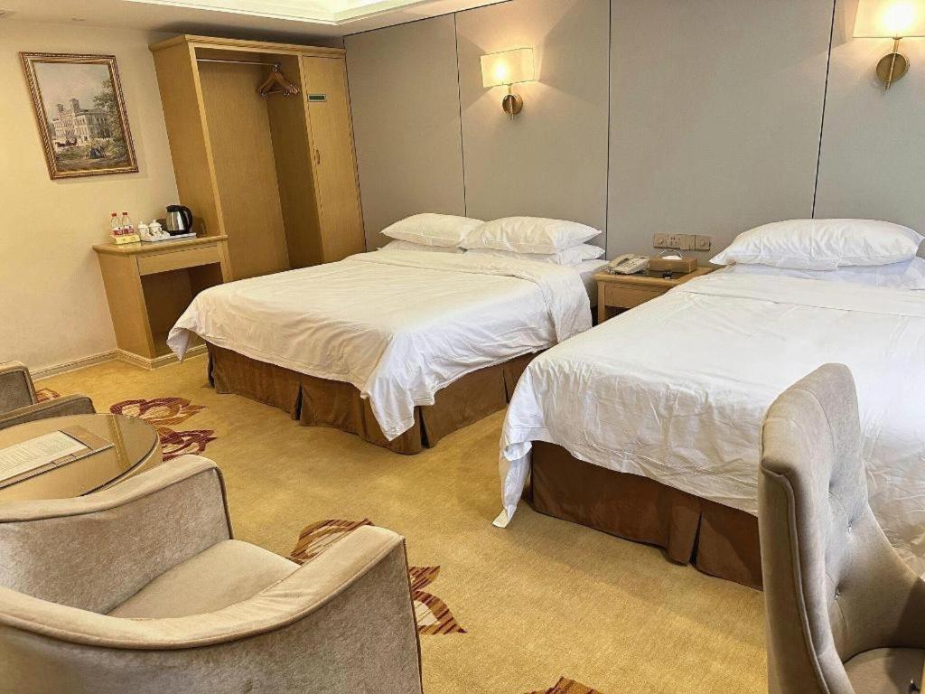 Vienna 3 Baoshan Fengxiang Road 3* Shanghai