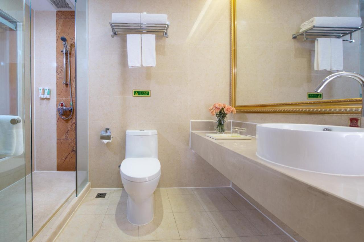 Hotel Vienna 3 Baoshan Fengxiang Road Shanghai